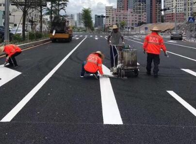 熱熔標(biāo)線施工溫度要求？道路標(biāo)線施工廠家為你介紹